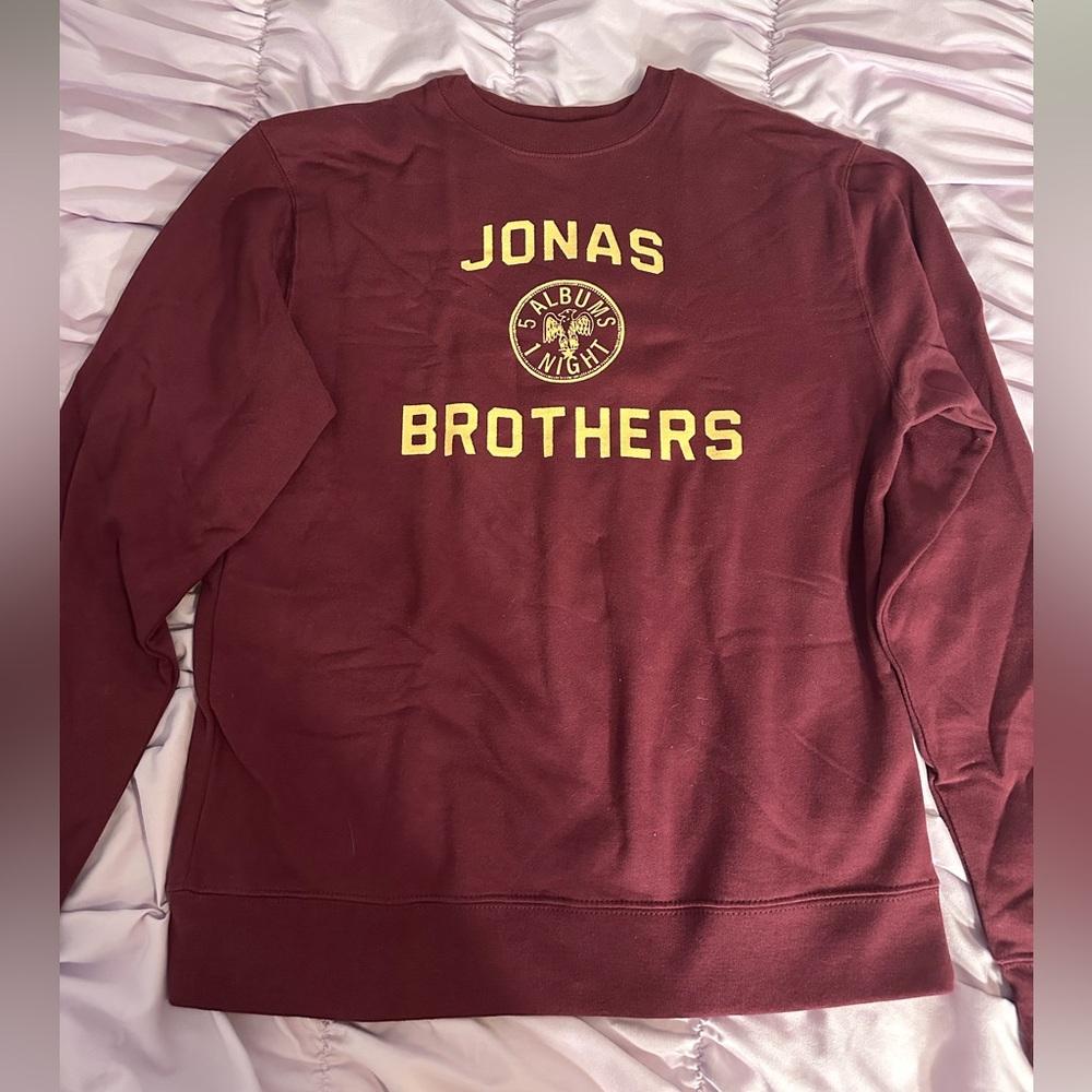 Unisex Jonas brothers maroon burgundy crewneck sweater 5 albums 1 night concert